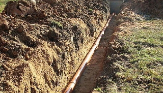 Копка траншей для водопровода в Гае: цена за метр от 938 руб.
